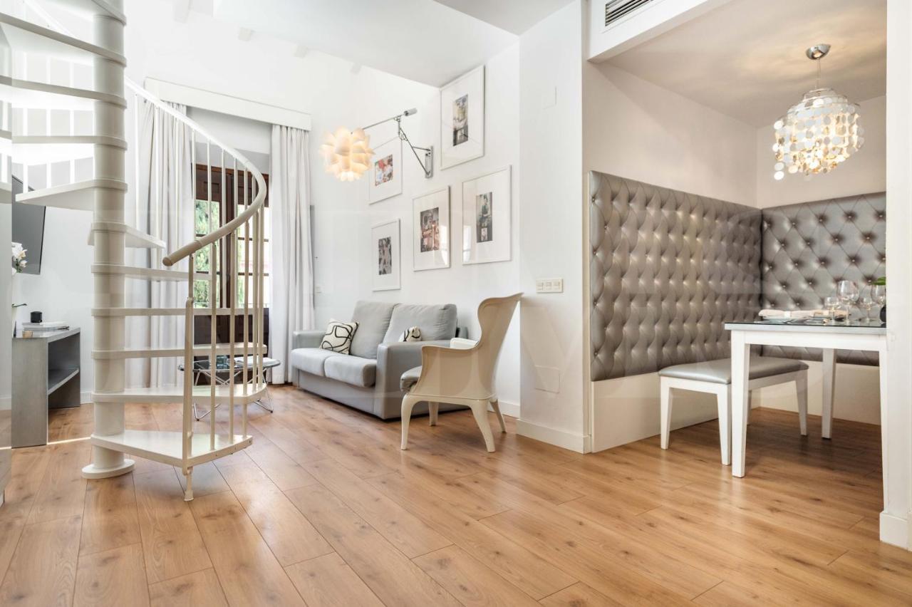 Loft Duplex With Private Terrace - Historic Center By Rems Apartment Malaga Luaran gambar